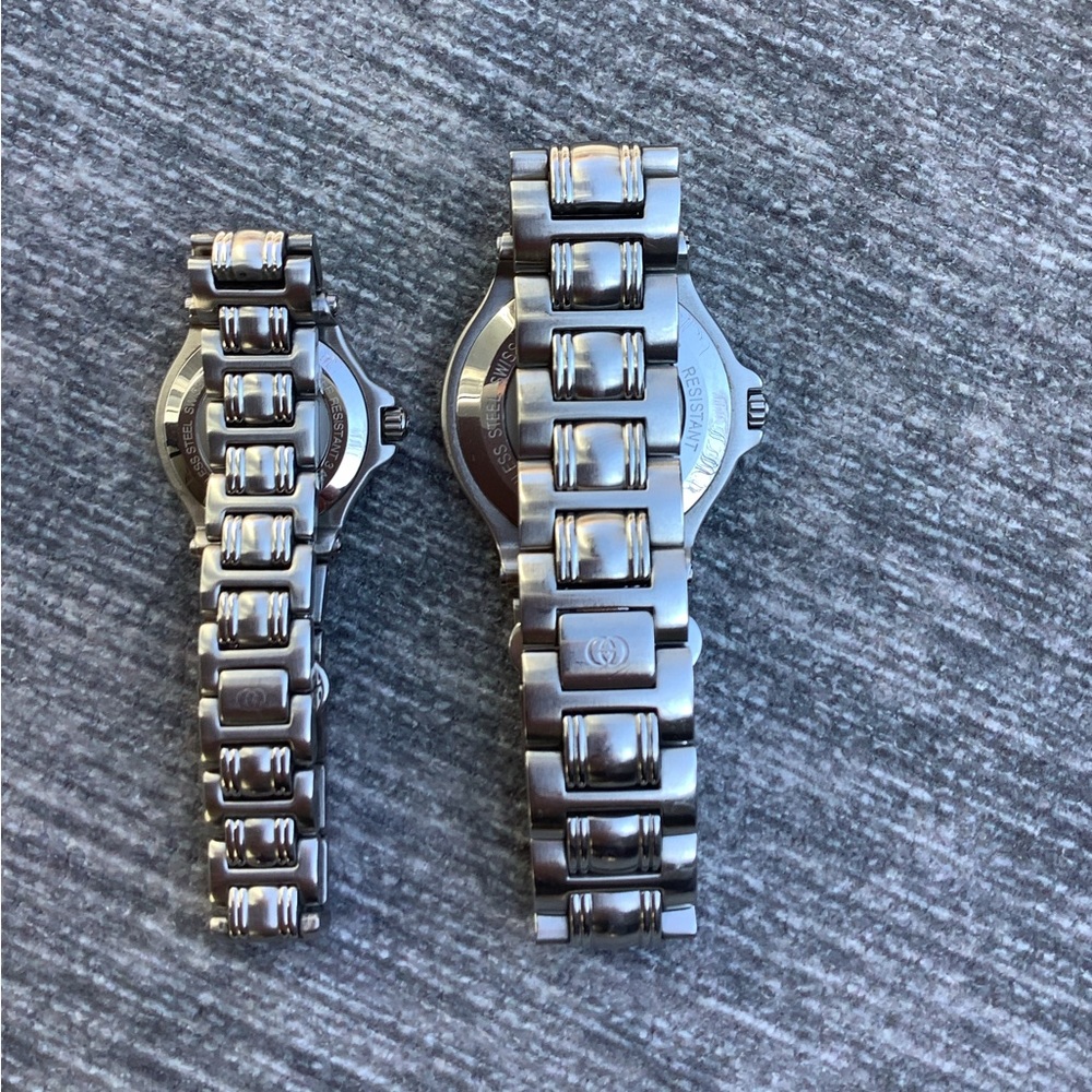 Man’s and Women’s GUCCI watch set 💙❤️ - Picture 9 of 16